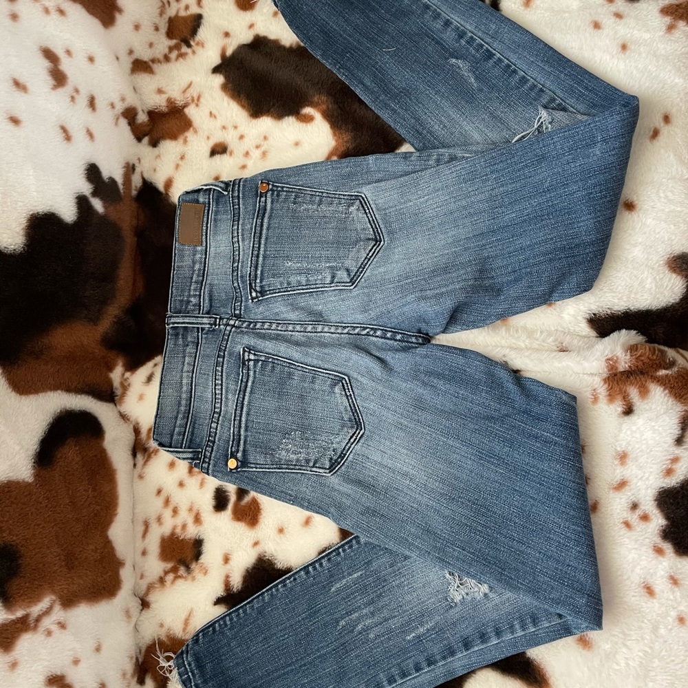 Women’s skinny jeans